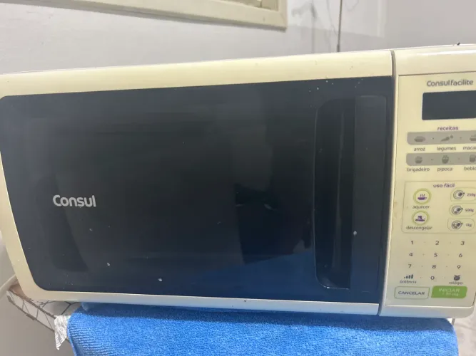 Microondas cônsul