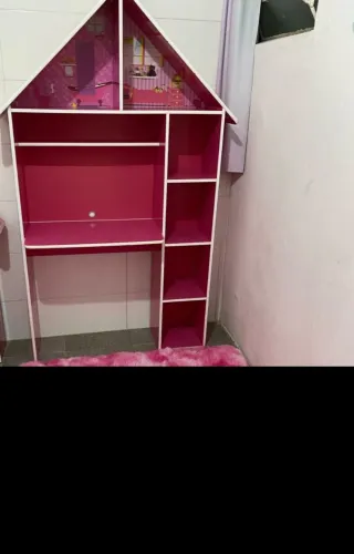 Vendo tapete e a estante
