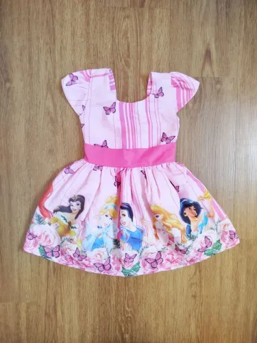 Vestido Infantil Rosa Princesas Tam 12 a 18 meses