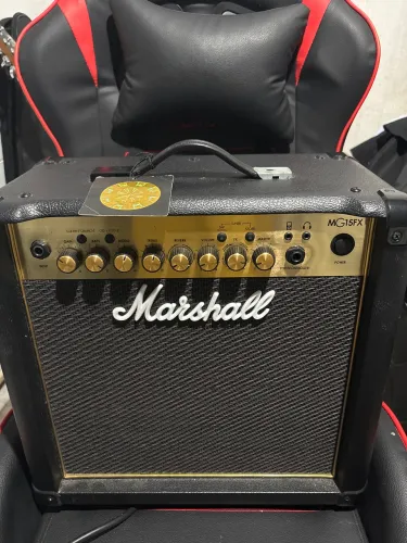 Amplificador Marshall - MG15FX