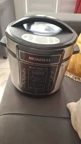 Panela Elétrica Mondial Master Cooker 3L Conservada