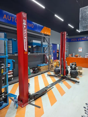 Elevador Novo Automotivo 2.800kg Eletrohidraulico