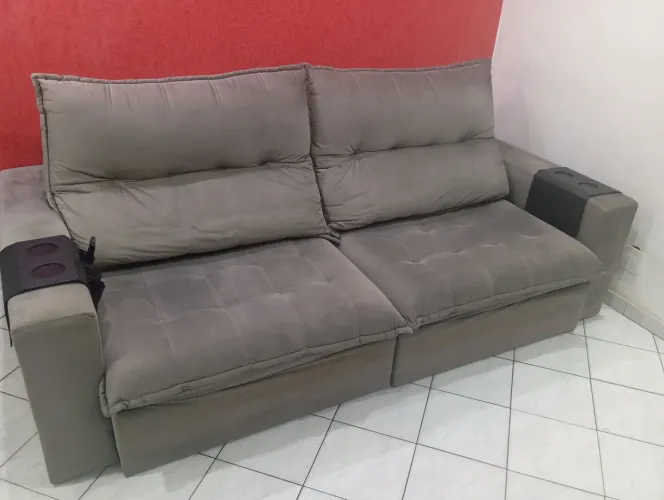 Sofá grande 4 lugares. Troco por mesa de jantar