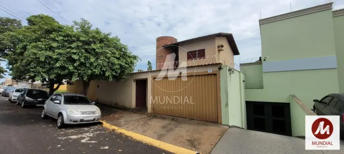 Casa (sobrado na rua) 3 dormitórios/suite, cozinha planejada