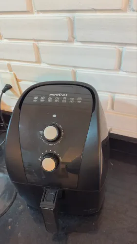Airfryer Britânia 5,5L 220V