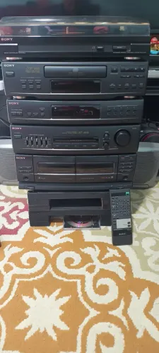 MINI SYSTEM SONY LBT-65W COM CONTROLE REMOTO ORIGINAL. 
