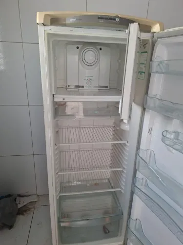 Vendo geladeira