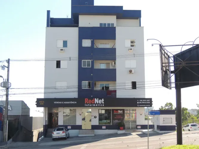 Kitnet Semi Mobiliada com Vaga Coberta a 15 Minutos do Centro