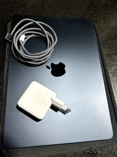 MacBook Air M2