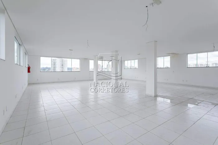 Prédio à venda, 1 vaga, Vila Gilda - Santo André/SP