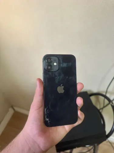 iPhone 12