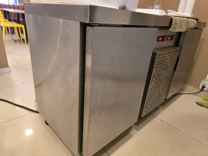 Freezer / balcão refrigerado