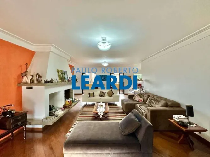 CASA EM CONDOMÍNIO - NOVA HIGIENÓPOLIS - SP
