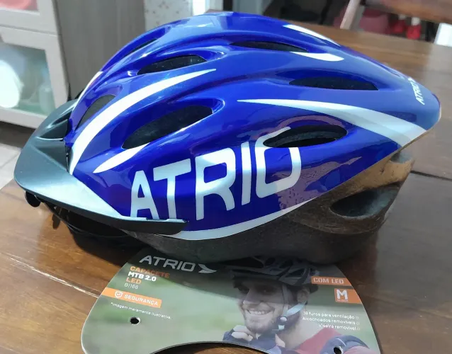 Capacete ciclismo NOVO ATRIO COM LED