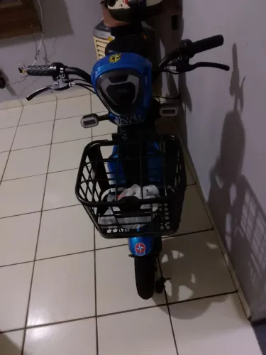 Scooter elétrica