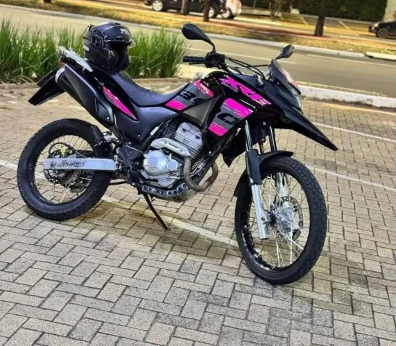 Vende xre300 ano 2018 impecável 