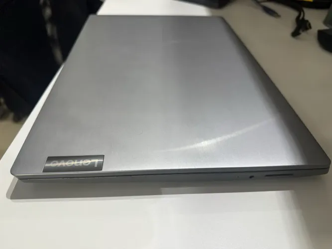 Notebook Lenovo i7 com placa Nvidia dedicada