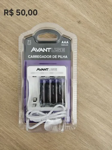 Carregador de pilhas AAA