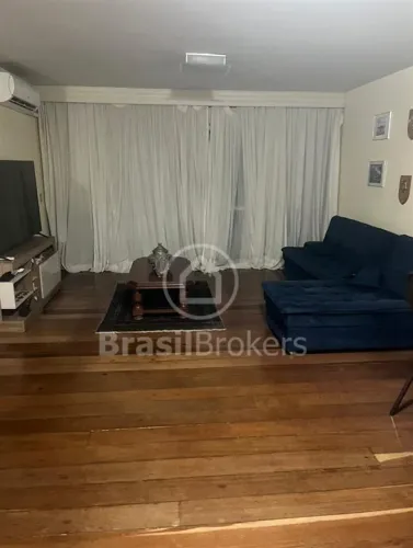 Apartamento com varanda, churrasqueira, original 4 quartos à venda na Tijuca, RJ