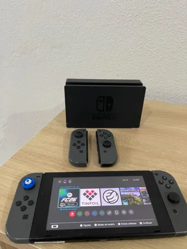 ? Nintendo Switch V1 ? Completo com Dock, Case e Carregador