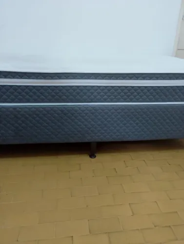 Cama box solteiro (novinha)