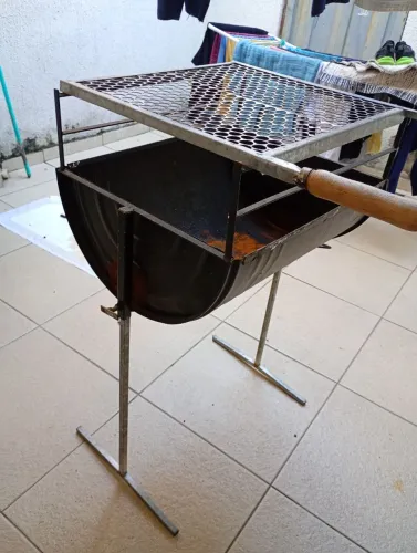 Churrasqueira de latão 