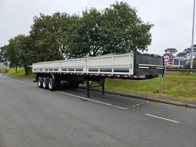 Carreta Grade Baixa Randon Ano 2013 Compensado Naval 12.40mts Pneus Roda Raiada