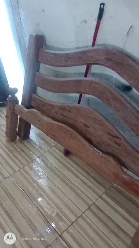 Cama de casal rustica madeira