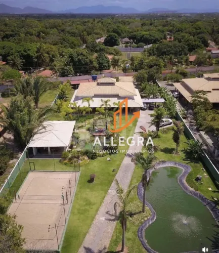 Casa de chácara em condomínio