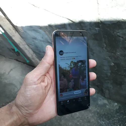 Smartphone Samsung j4