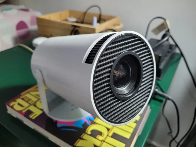 Projetor portátil Ultra HD
