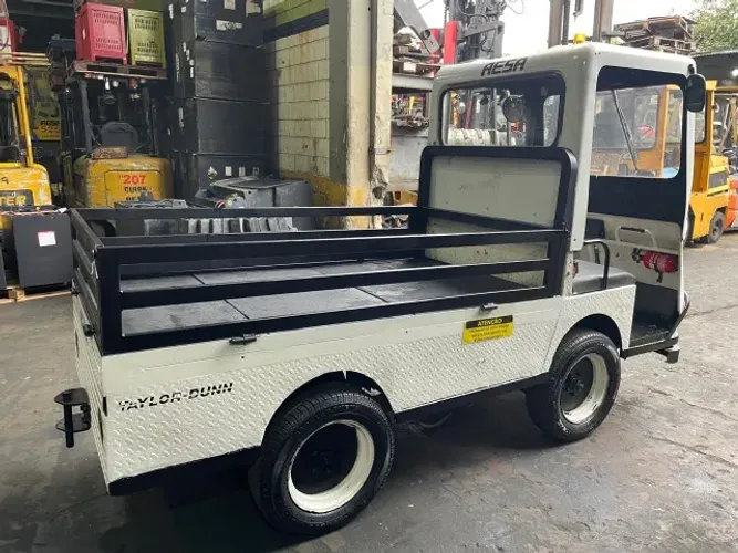 CARRO ELÉTRICO TAYLOR DUN
