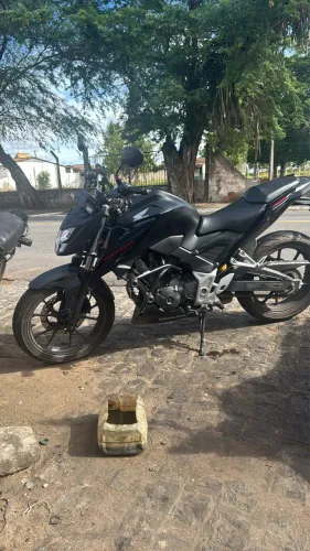 VENDO CB TWISTER 300 F PRETA
