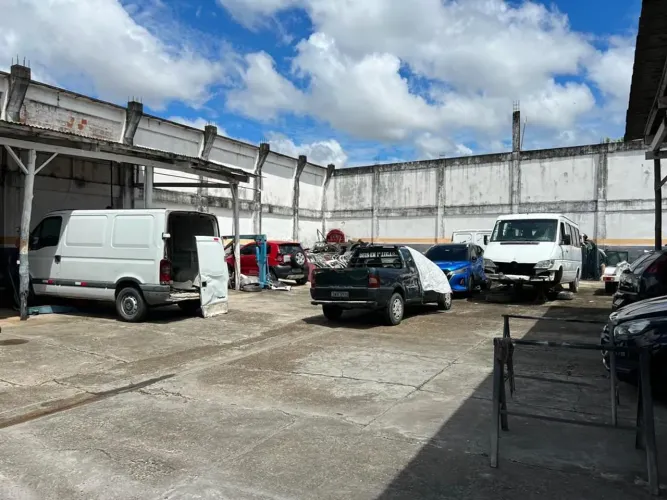 Vendo Terreno Avenida Álvaro Maia