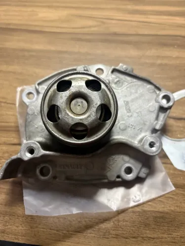 Bomba de Água Renault Motor 2.0 Motor F4R