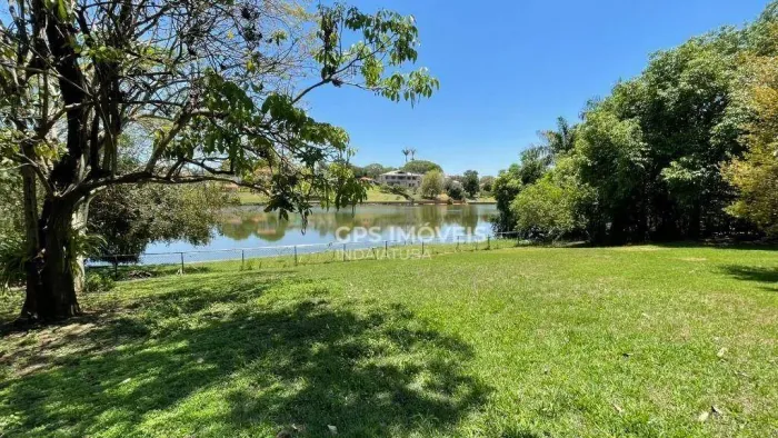 Chácara com área de 2.500 m² à venda no condomínio Colinas do Mosteiro de Itaici - Indaiat