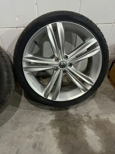 Rodas aro 20 furacão 5x112 + Pneus