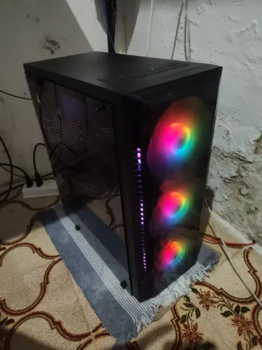 PC Gamer | i5-4570 + RX550 4GB
