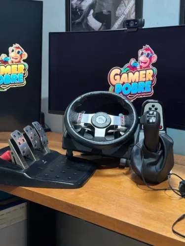 Logitech G27 Volante + Pedais + Câmbio Scania