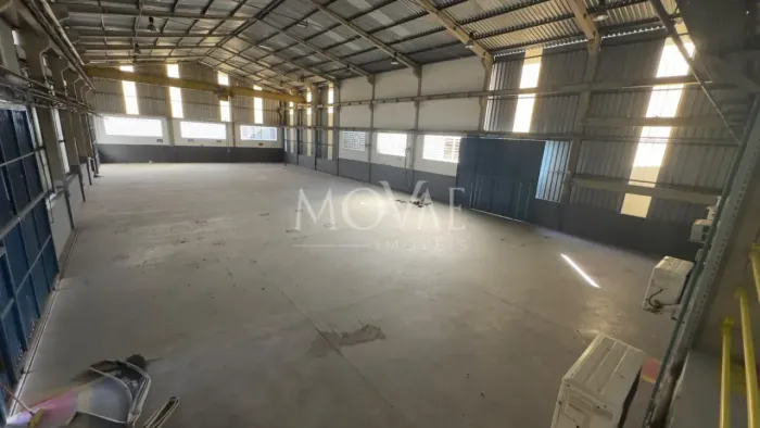 Galpão Industrial 1400m² - Chácaras Reunidas