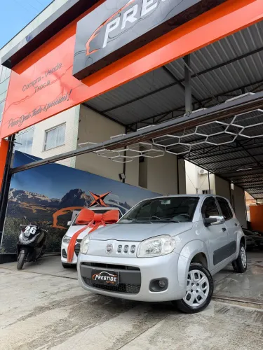 Fiat Uno Vivace Celeb. 1.0 EVO F.flex 8V 5P 2012