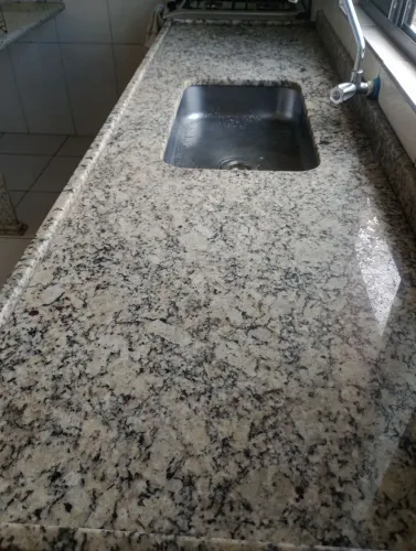 Vende se pia de granito 