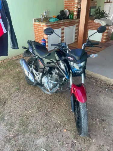 Vendo moto zero em perfeito estado de conservação .