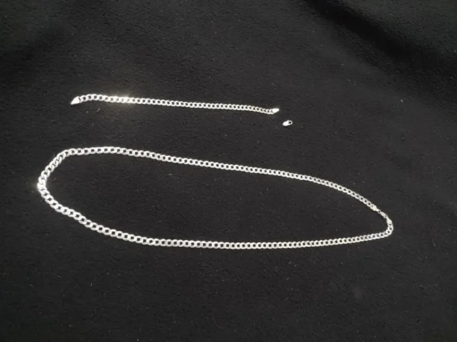 Vende-se colar de prata e pulseira de prata (925)