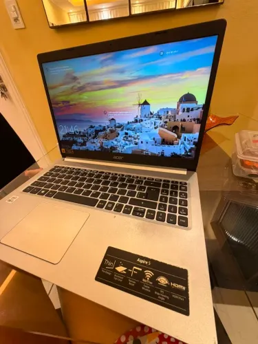 Notebook Acer Processador i5 décima geração 8 giga de memória ram SSD 128gb Novinho