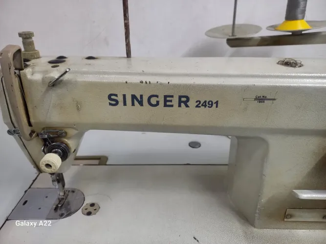 Costura singer reta industrial 