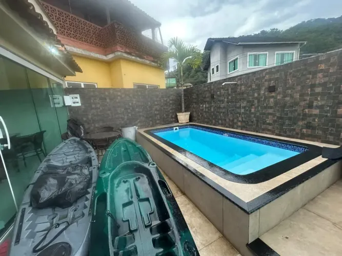 CASA LINEAR CONDOMÍNIO NA PRAIA DO JARDIM - ACEITA FINANCIAMENTO!