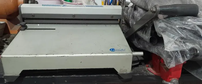 MAQUINA DE ENCADERNAÇÃO + VARIAS CAPAS + ASPIRAL VARIOS TAMANHOS