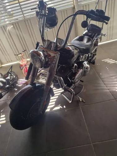 Fat boy 2010 em excelente estado de conservação, moto revisada, é pegar e rodar.