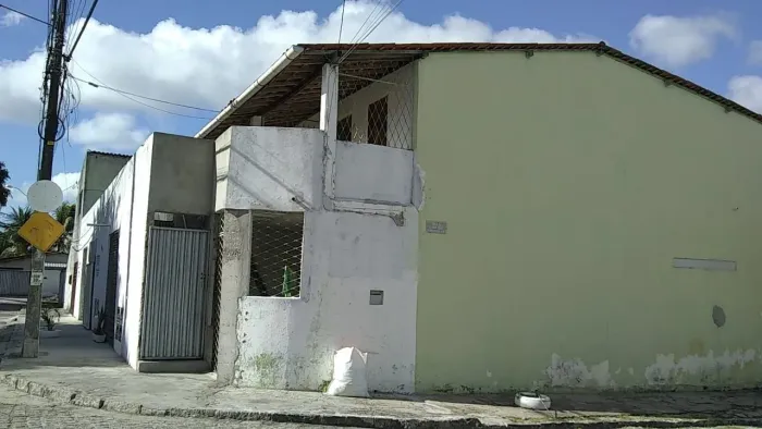 Casa com 1 dormitório à venda por R$ 460.000 - Mangabeira - João Pessoa/PB